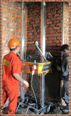 EZ RENDA Most Portable Mortar Rendering Machine For Cement Plaster 4mm - 30mm